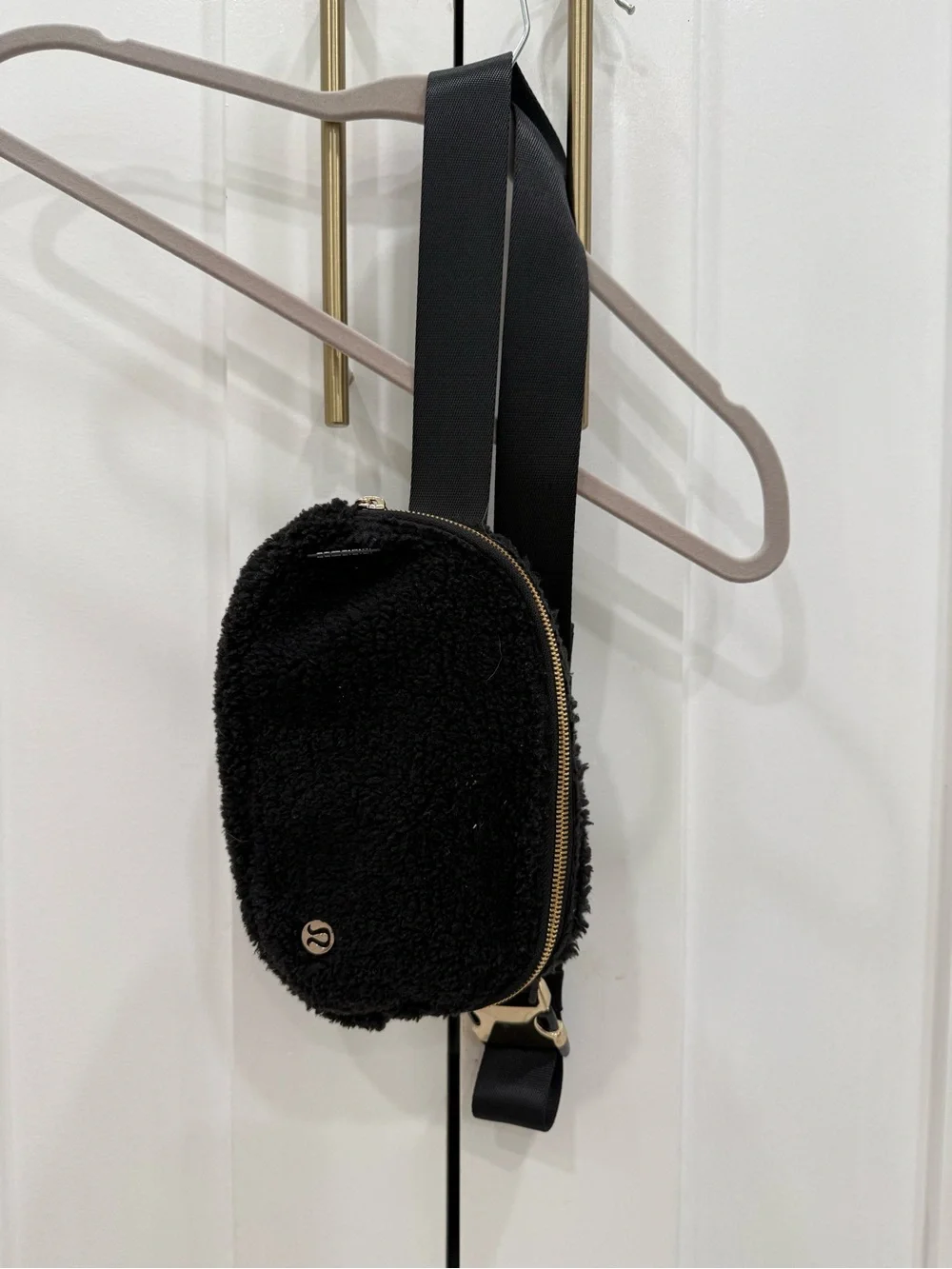 lululemon Black Sherpa Belt Bag
